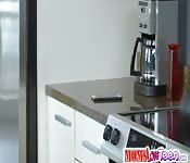 Natalia Starr finger fucking her hot mom