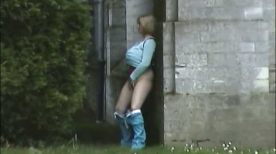 Cute dutch MILF with huge tits masturbating